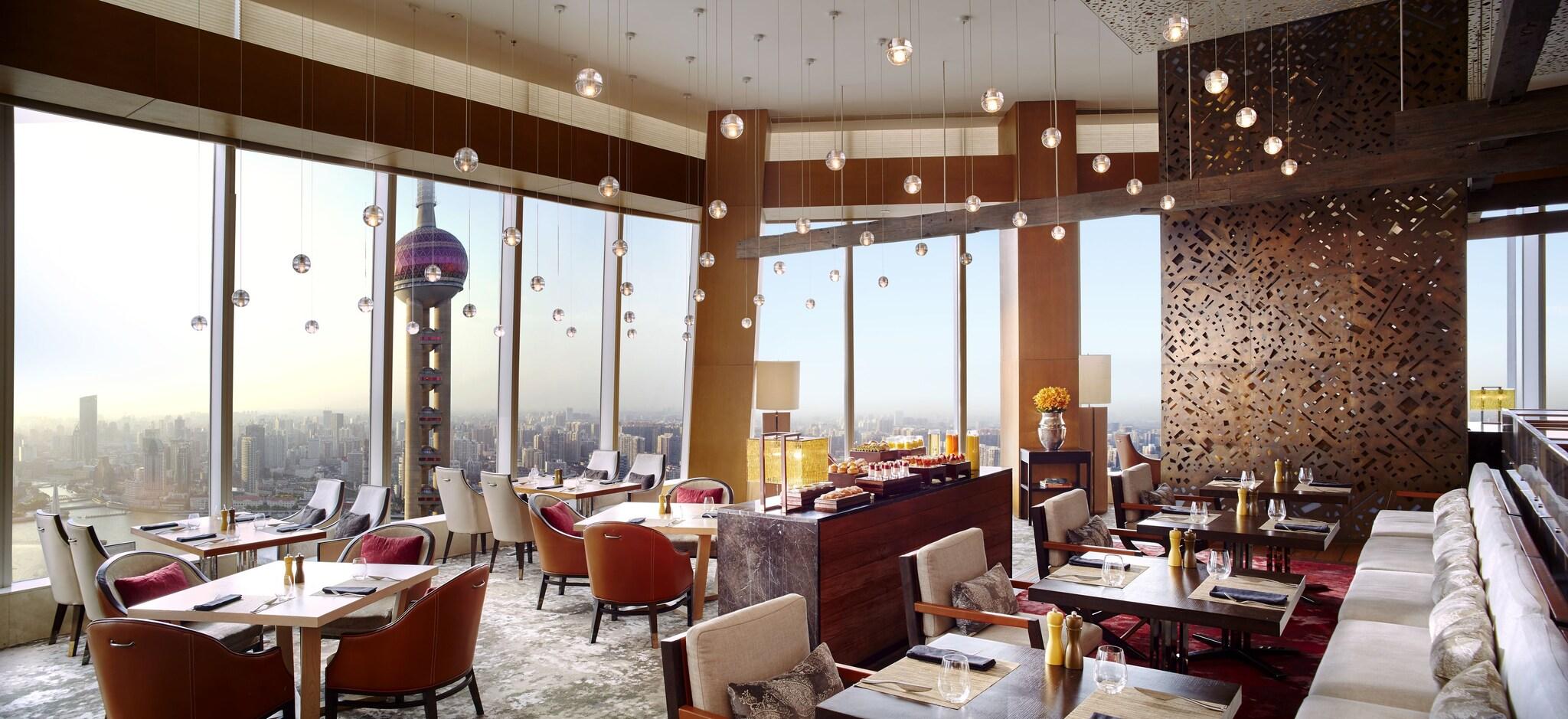 The Ritz-Carlton Shanghai, Pudong by null