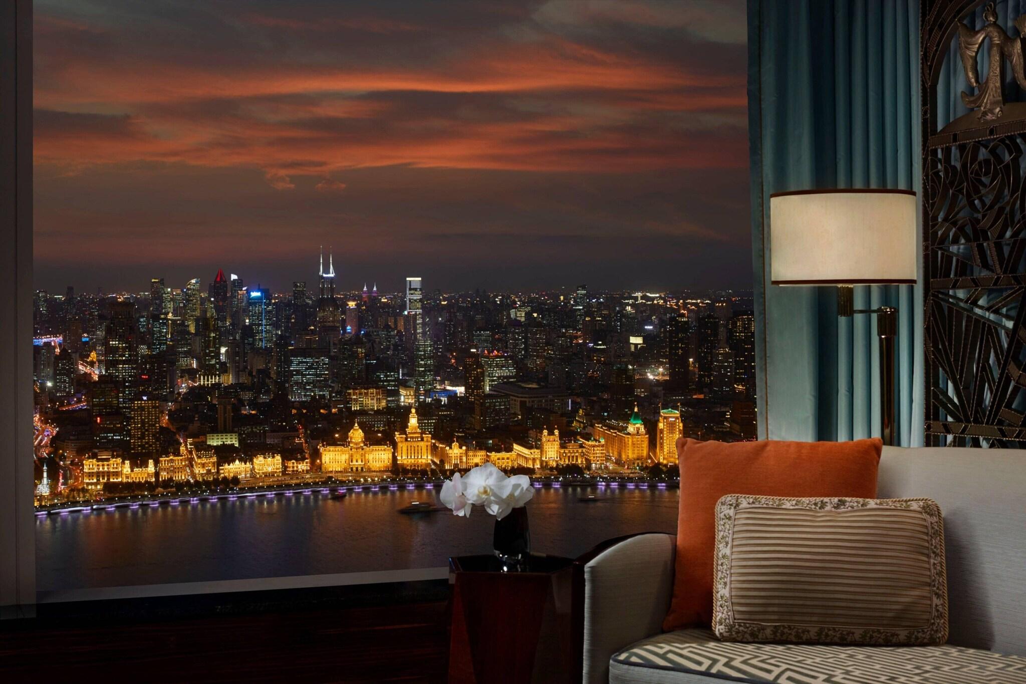 The Ritz-Carlton Shanghai, Pudong by null