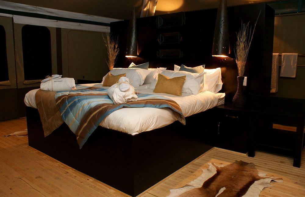 Moon Mountain Lodge by null