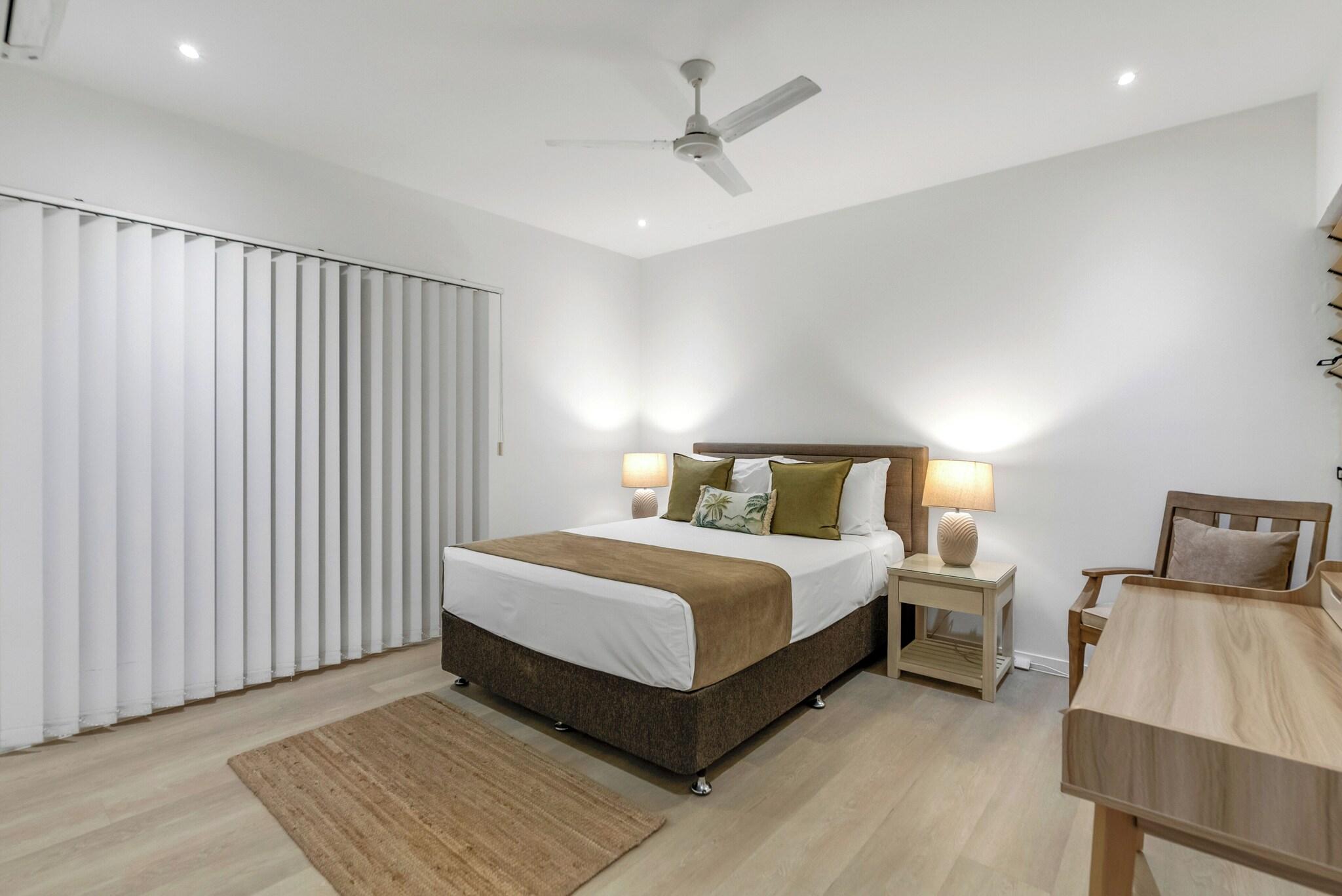 Sanctuary Palm Cove by null