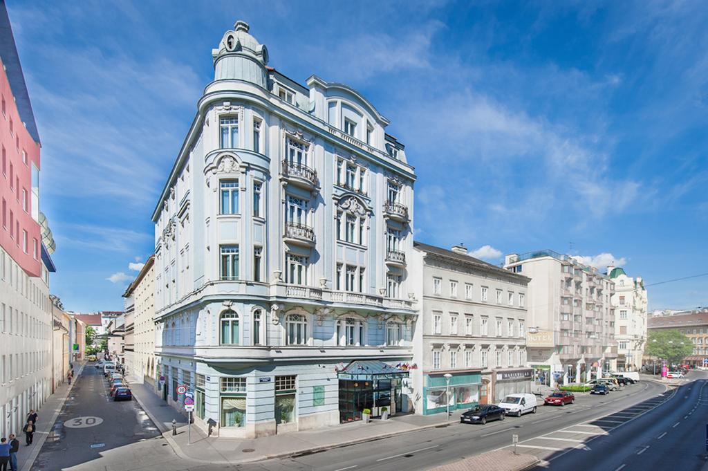 Hotel Johann Strauss image