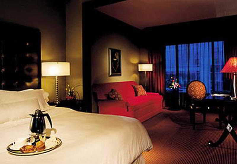 Grand Bohemian Orlando, Autograph Collection by null