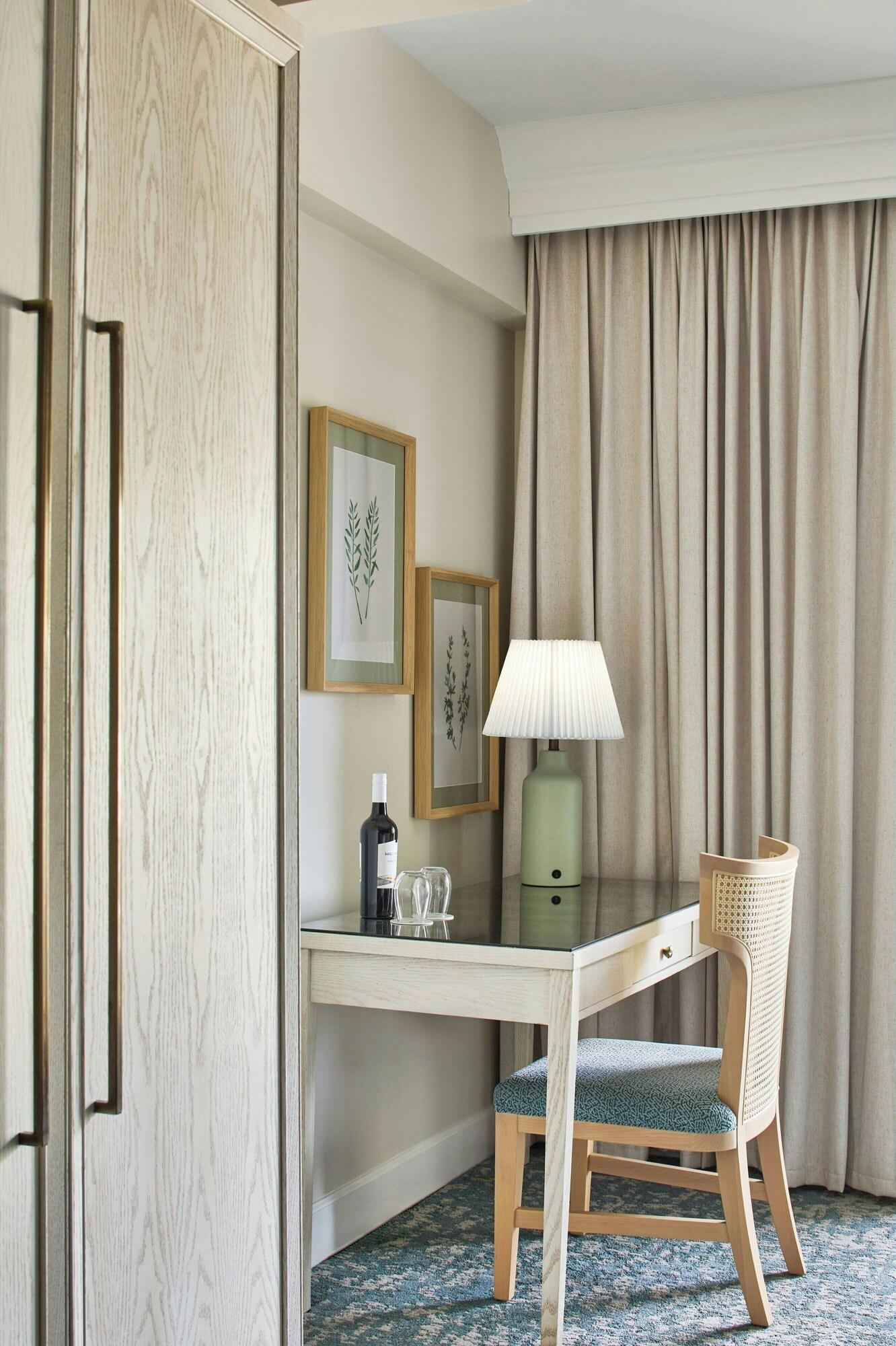 Bohemian Hotel Celebration, Autograph Collection