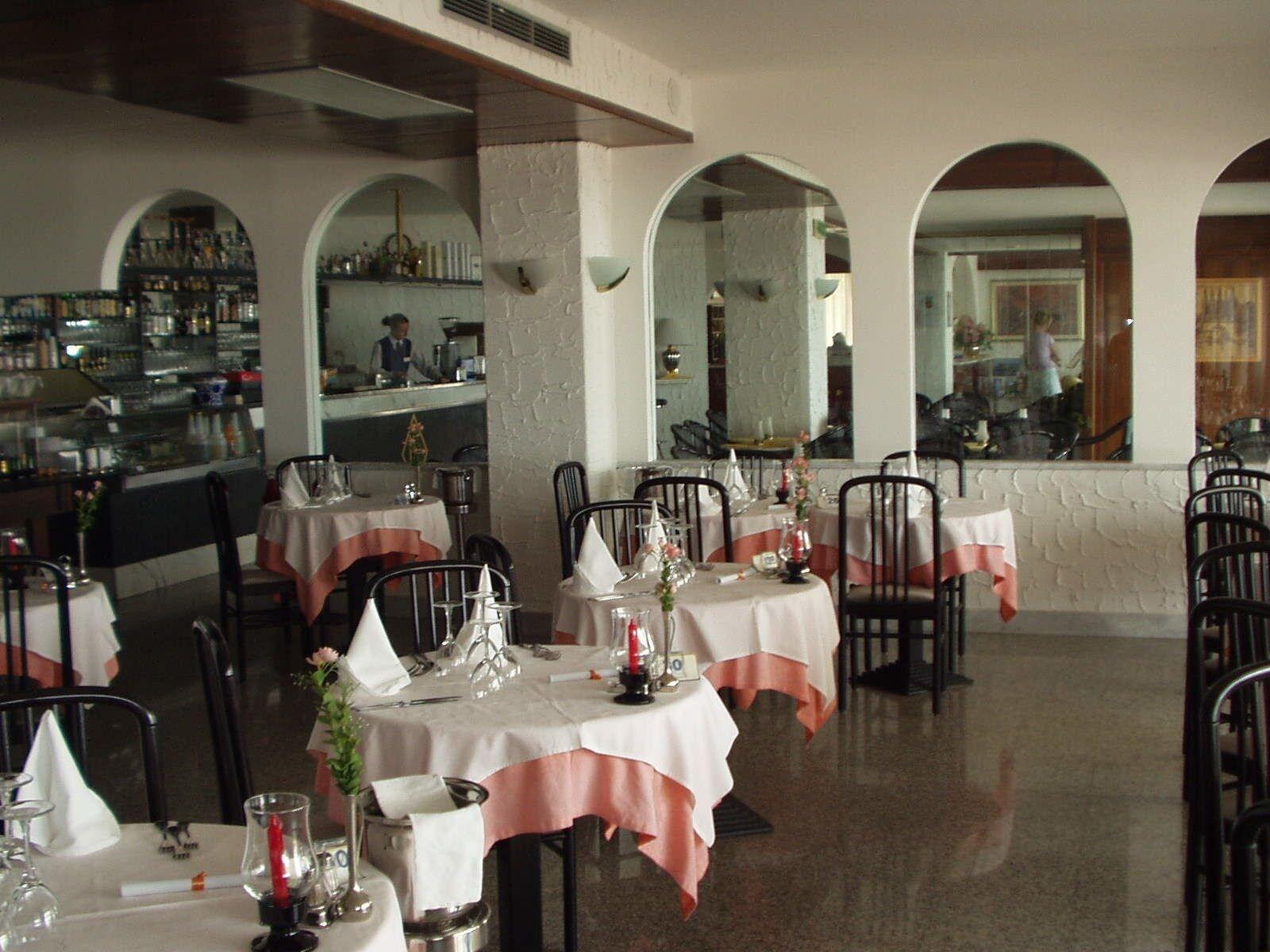 Hotel Excelsior Bay