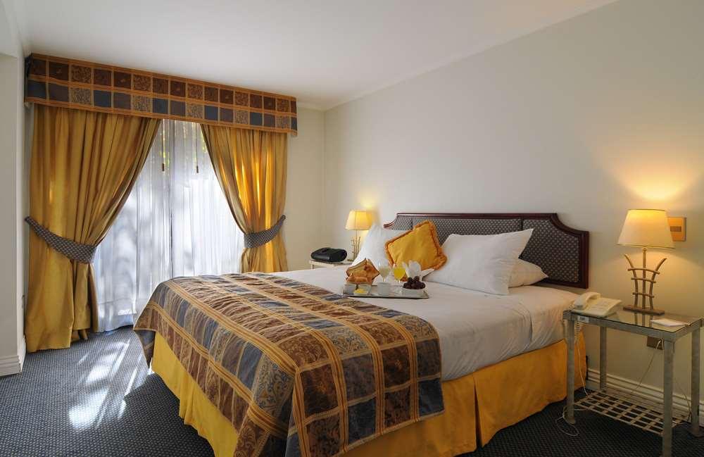 Park Plaza Apartments