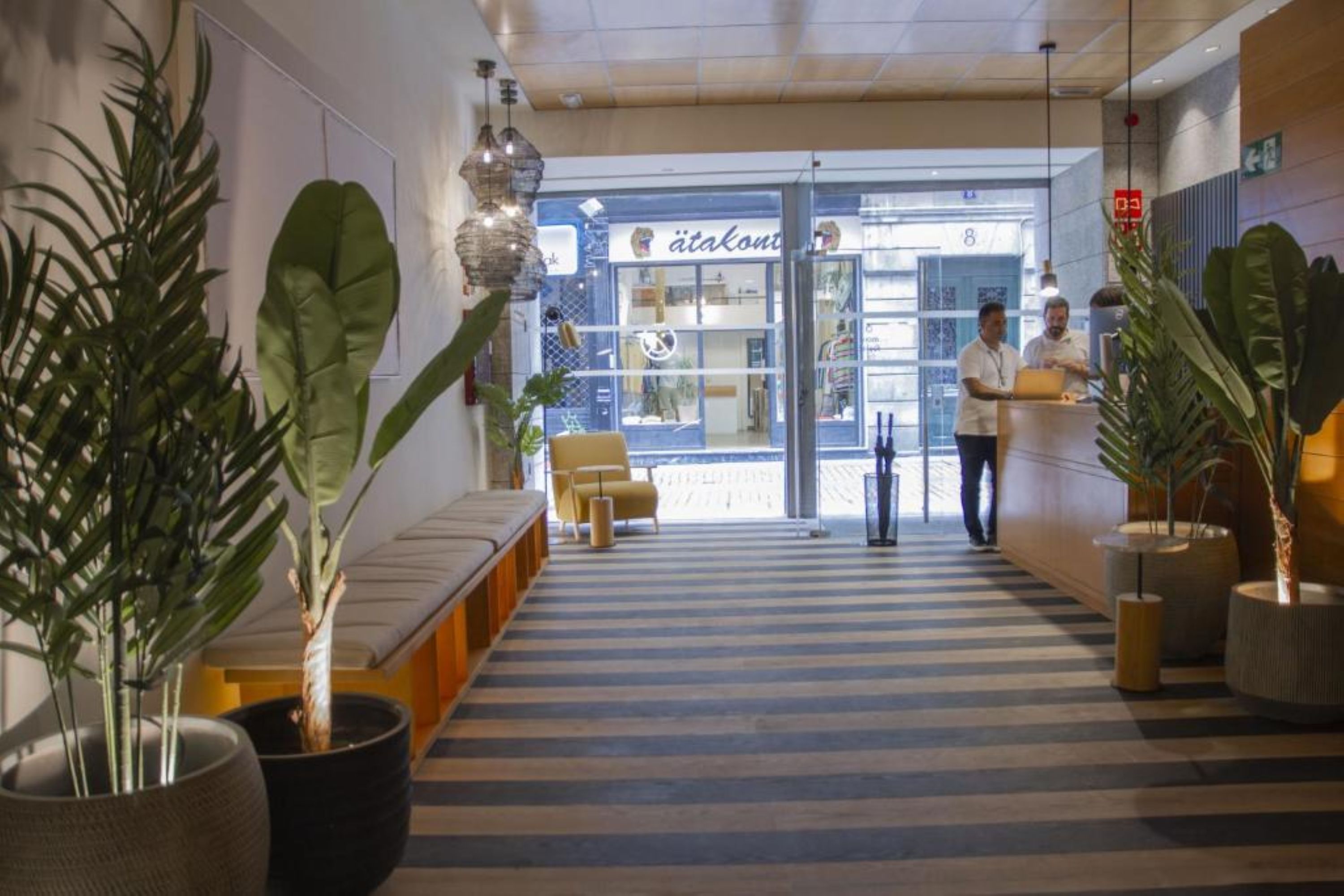 Hotel Bilbao Jardines by null