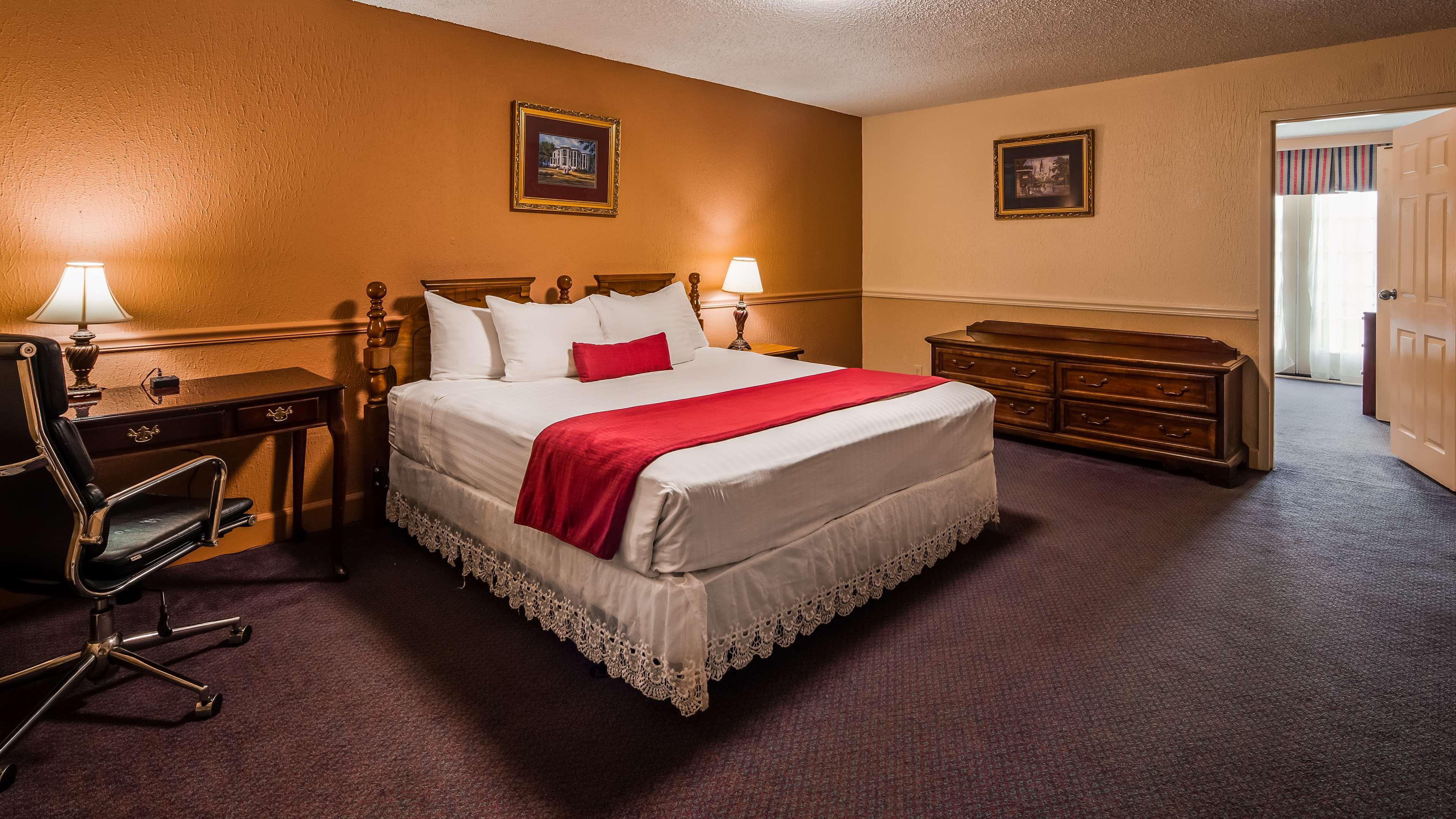 SureStay Plus Hotel by Best Western Baton Rouge