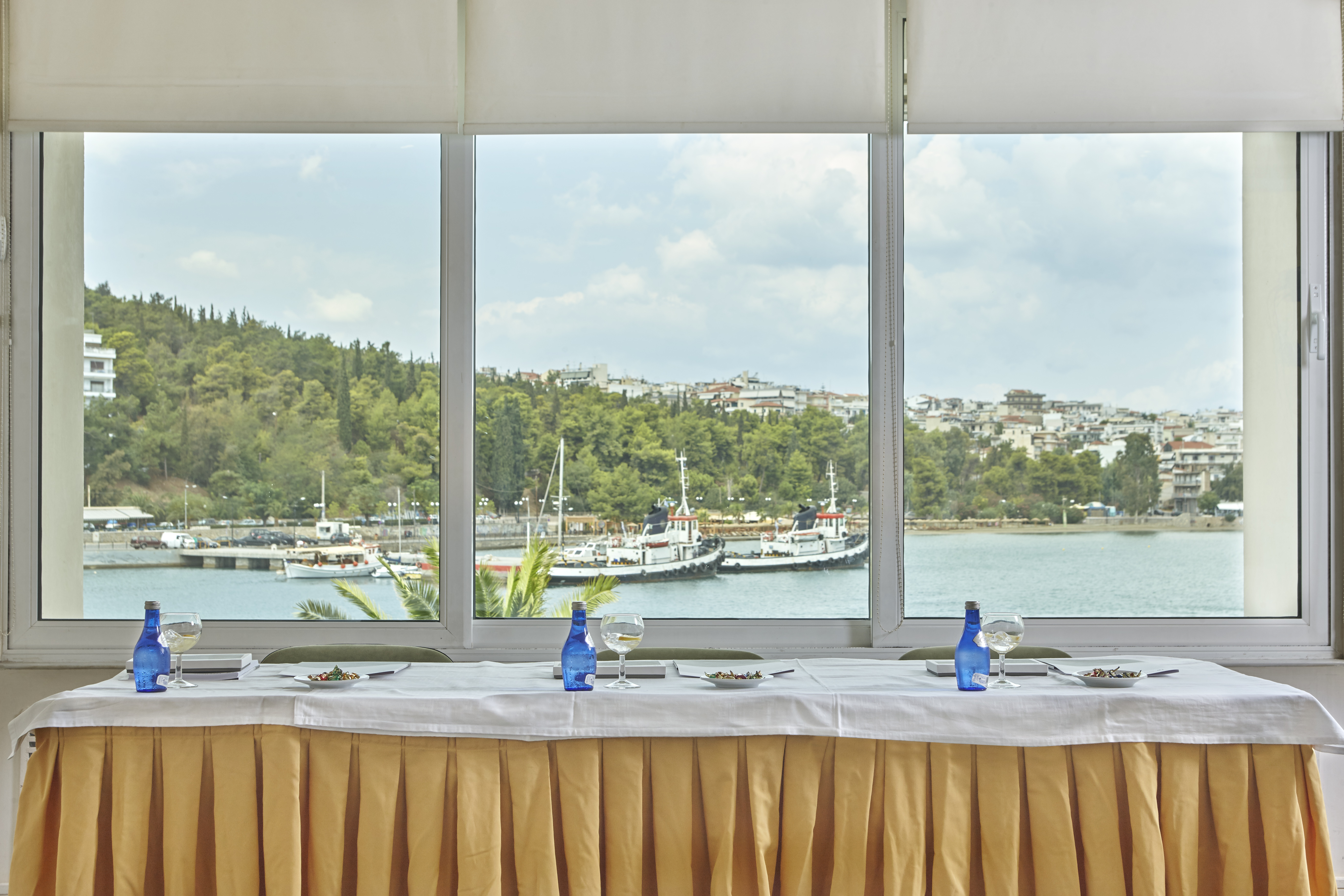 Lucy Hotel - фото