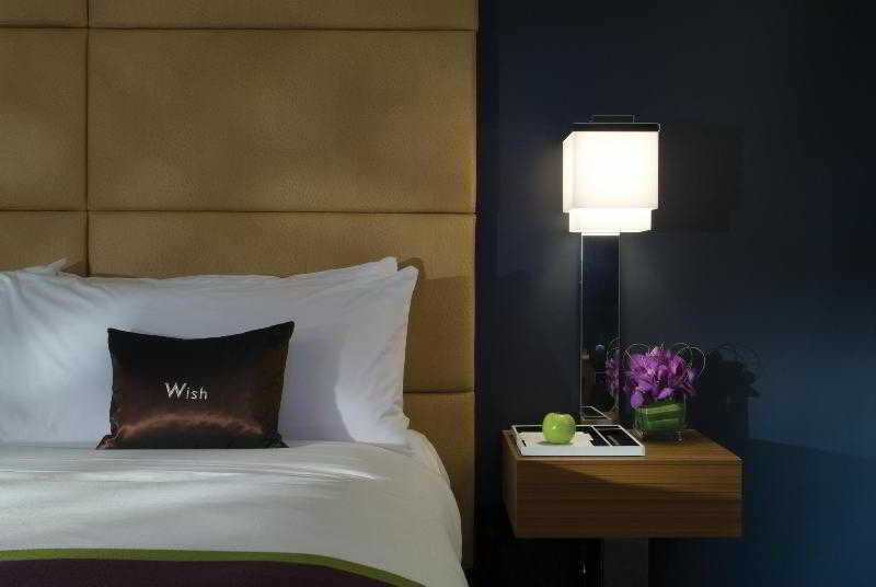 W Dallas by null