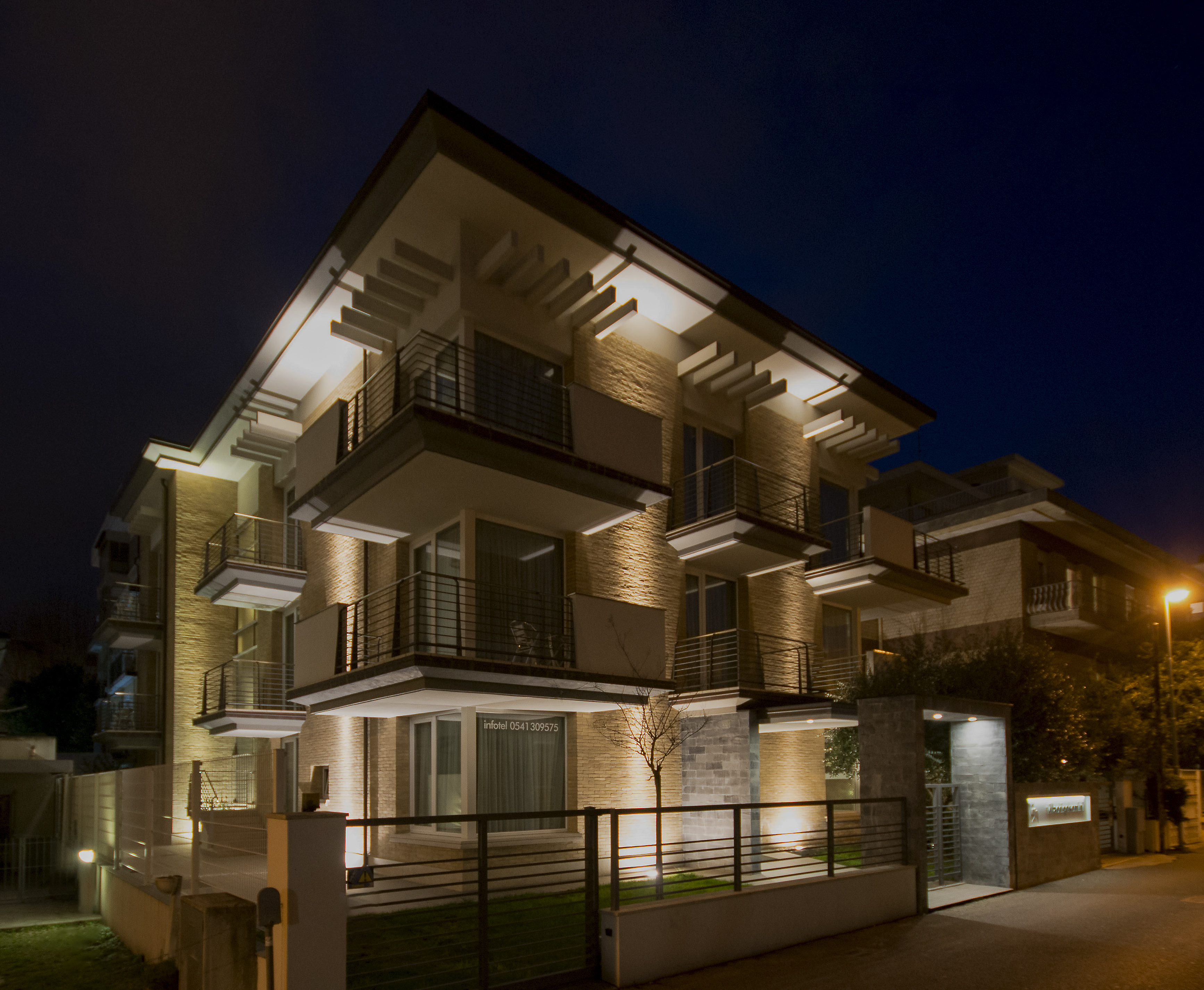 National Hotel - photo