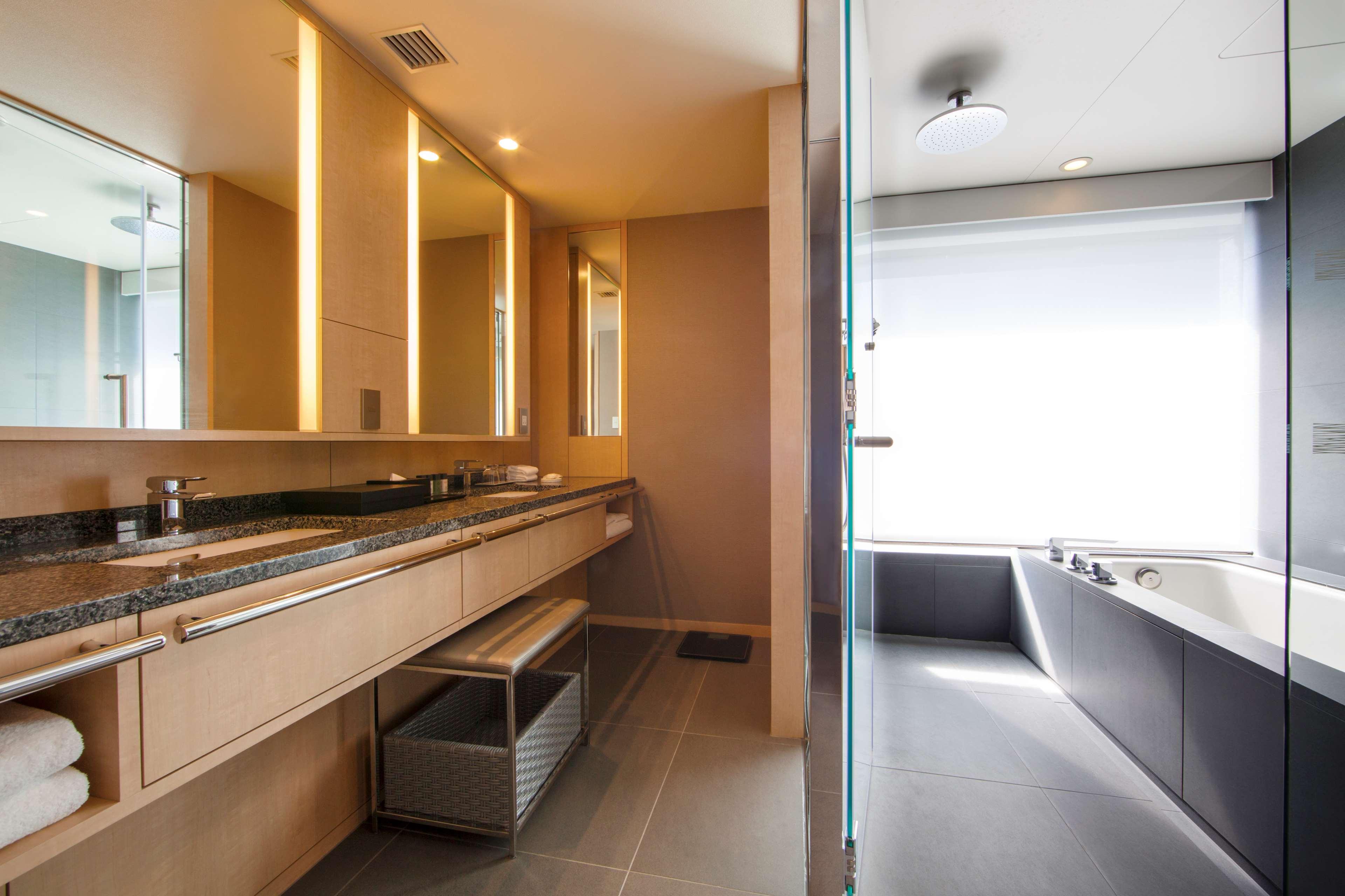 The Capitol Hotel Tokyu by null