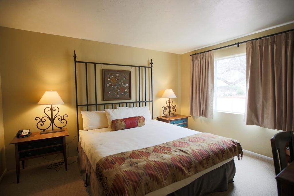 Tanque Verde Ranch