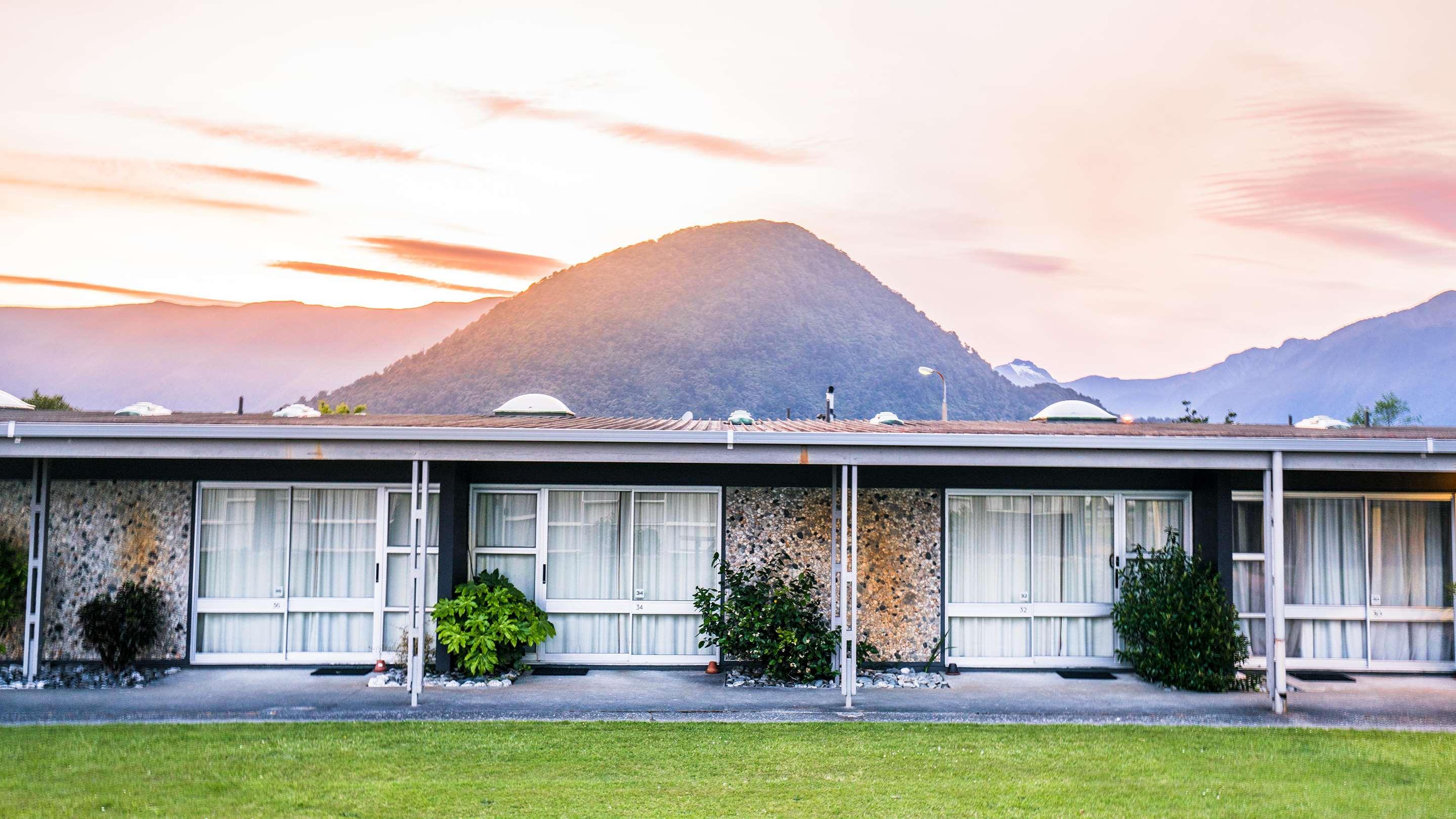 Heartland Hotel Haast by null