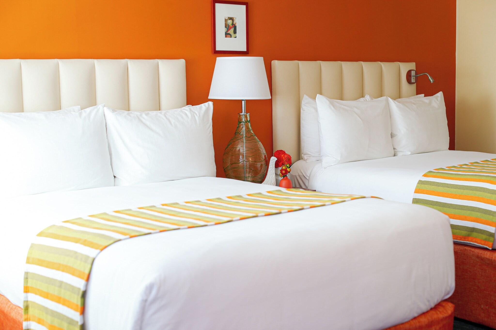 Hotel Del Sol by null