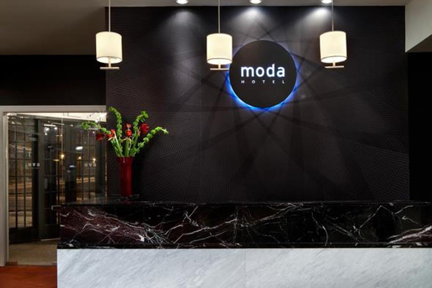 Moda Hotel by null