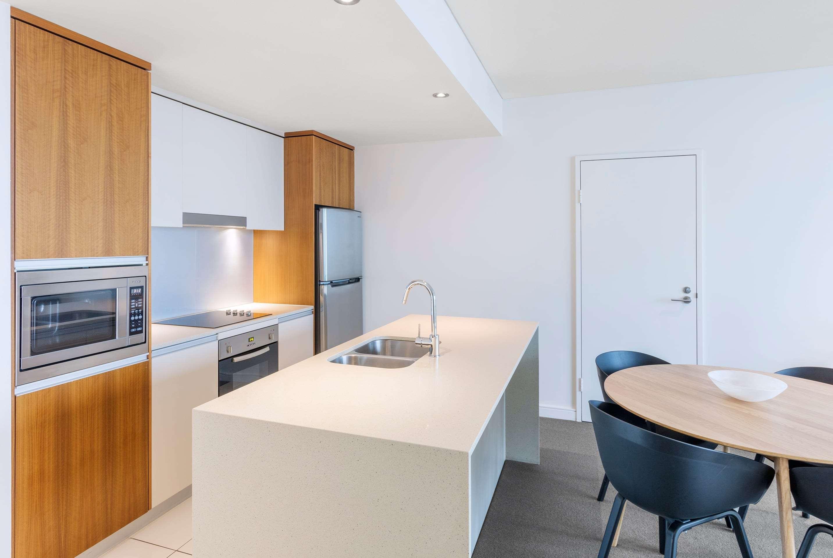 Wyndham Hotel Surfers Paradise by null