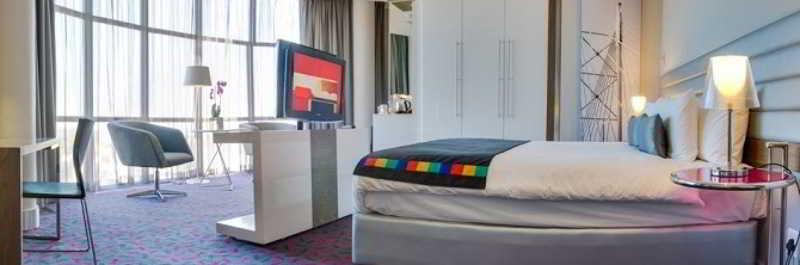 Park Inn by Radisson Sandton by null