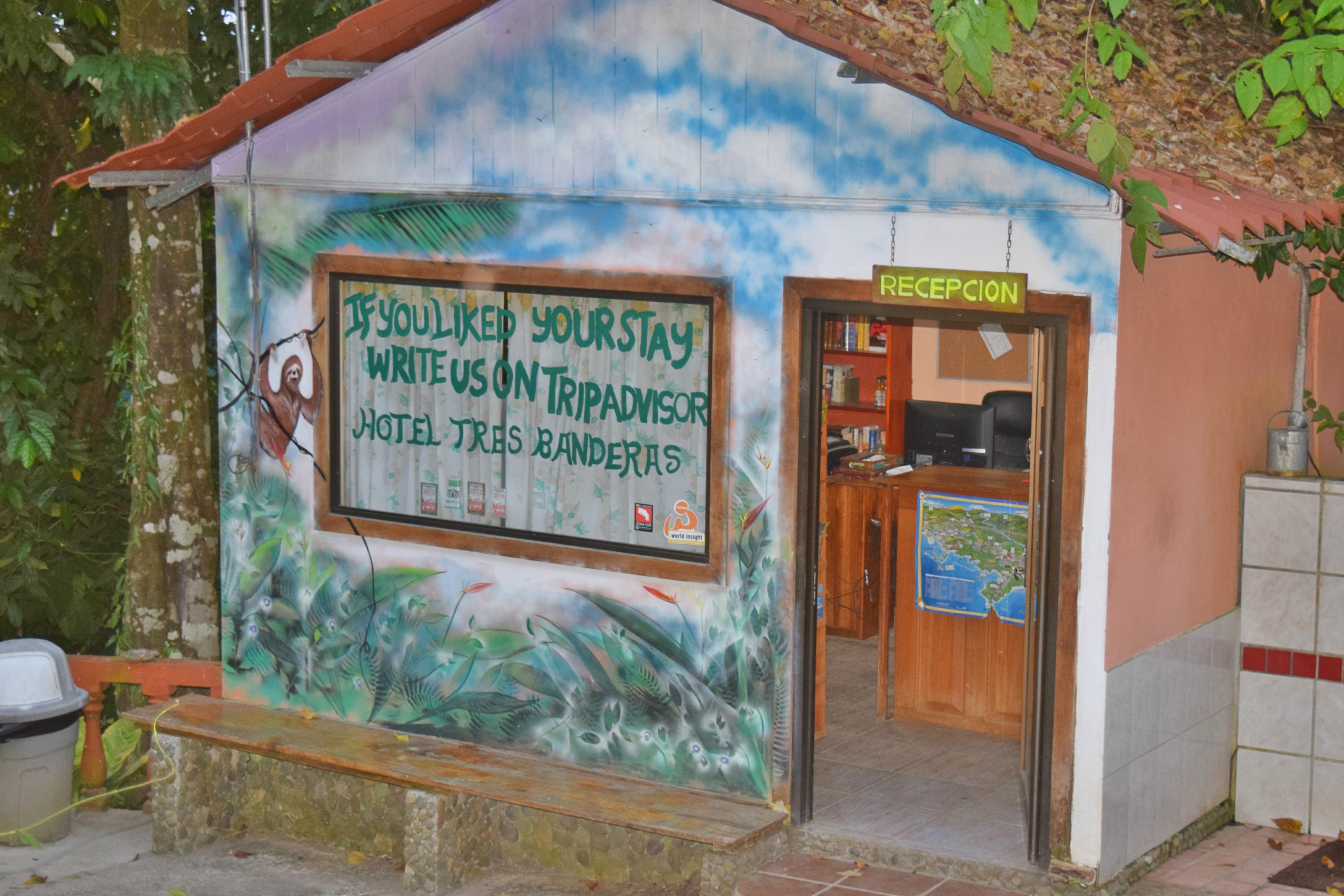 Tres Banderas Jungle Hotel by null