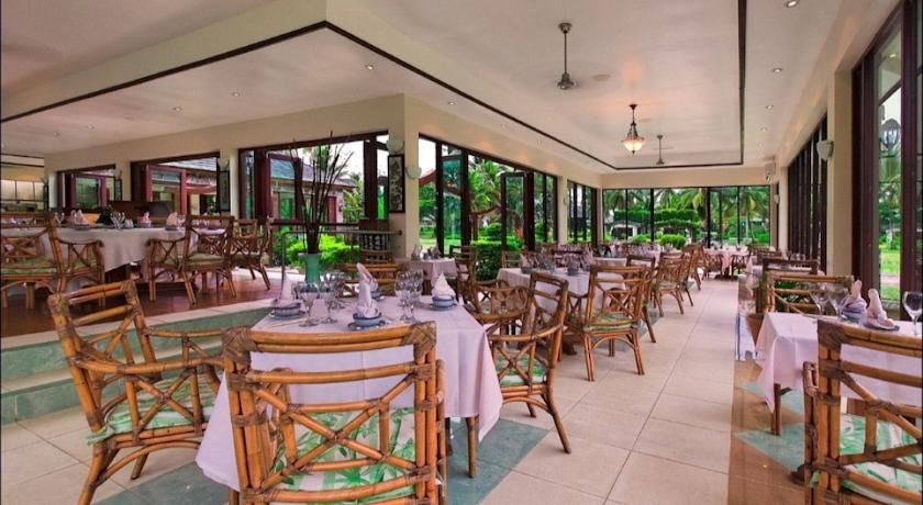 The Naviti Resort by null