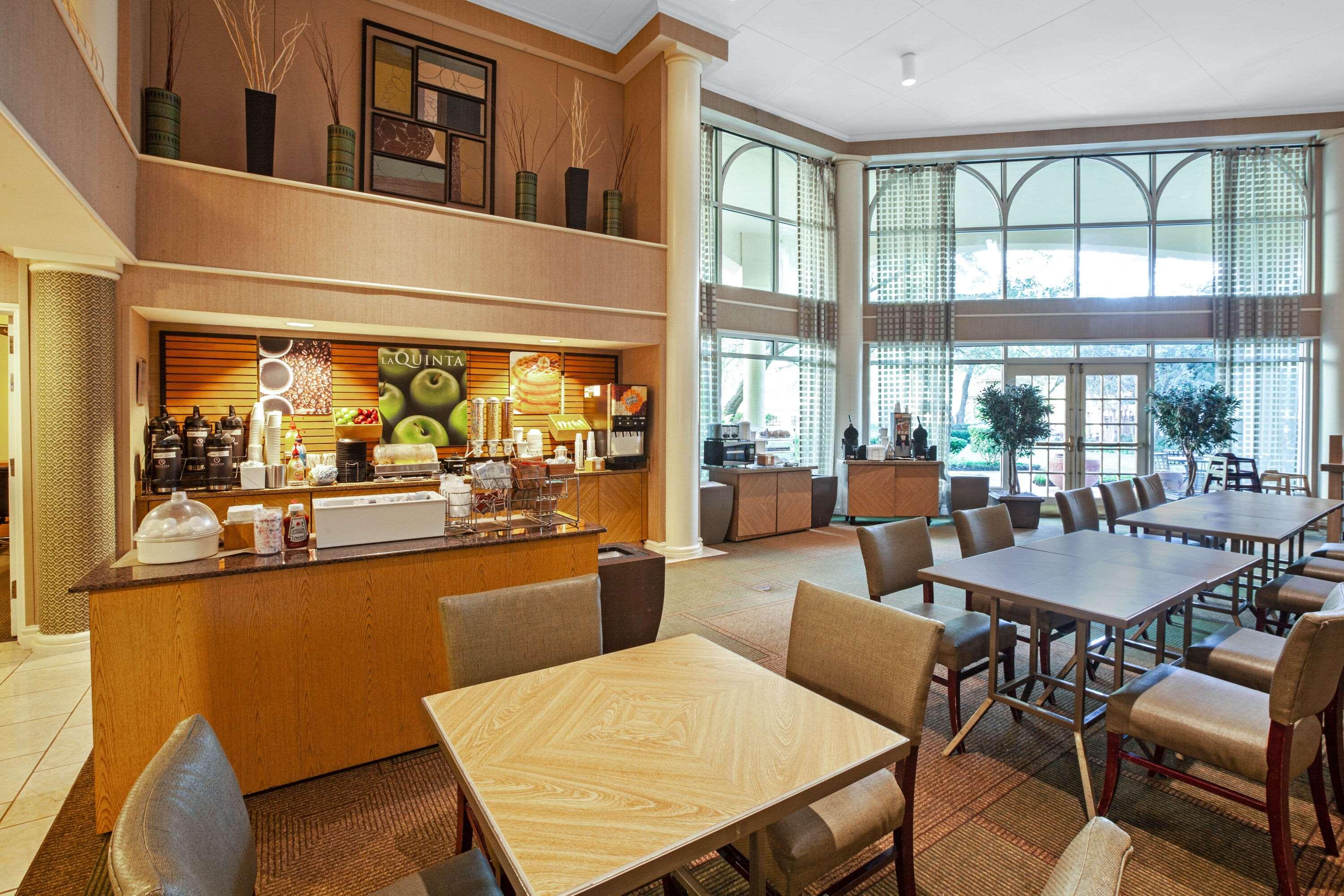 La Quinta Inn & Suites Houston Galleria Area