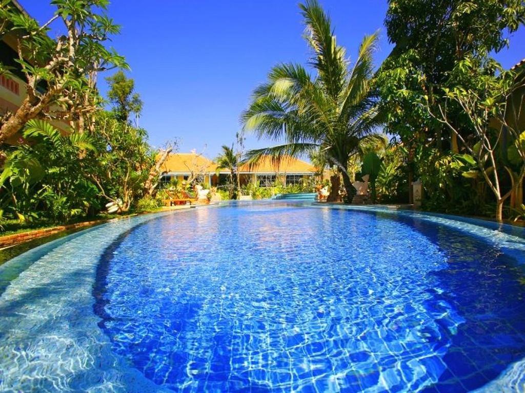 Aochalong Villa Resort and spa image