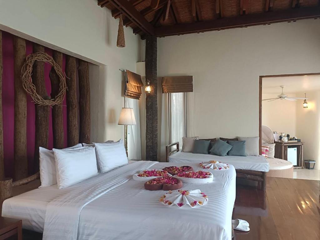 Nang Yuan Island Dive Resort by null