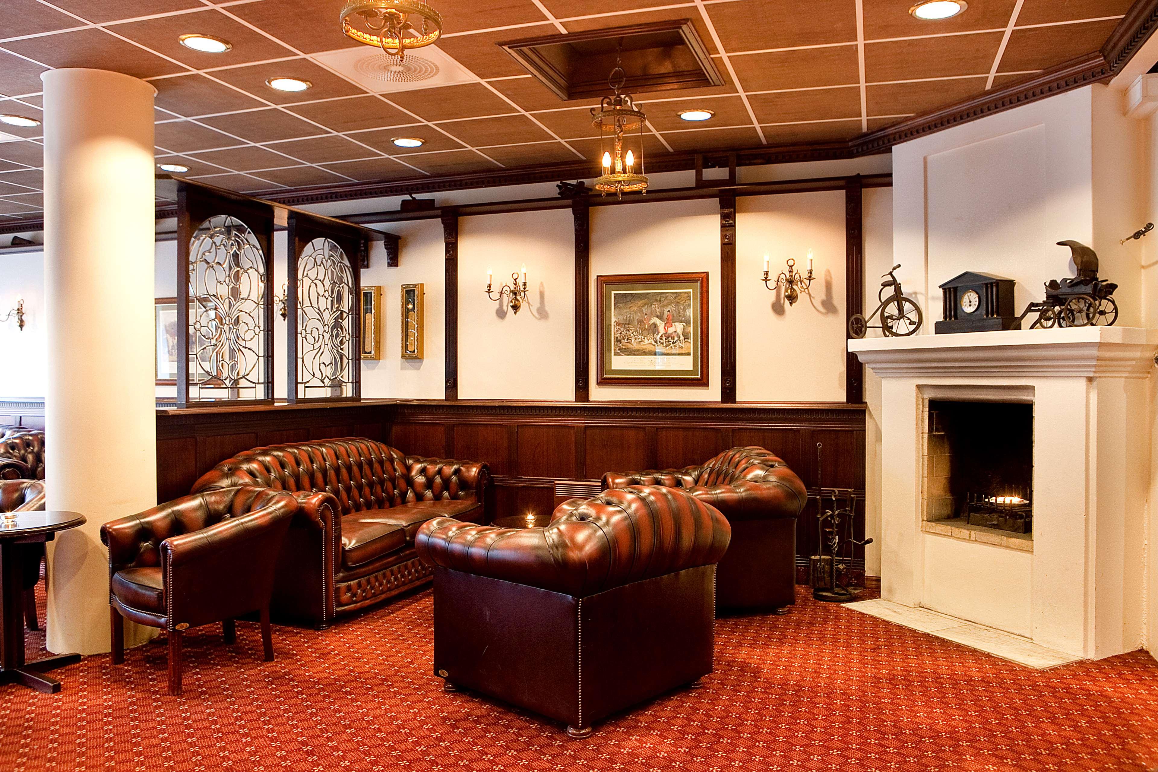 Chesterfield Hotel by null
