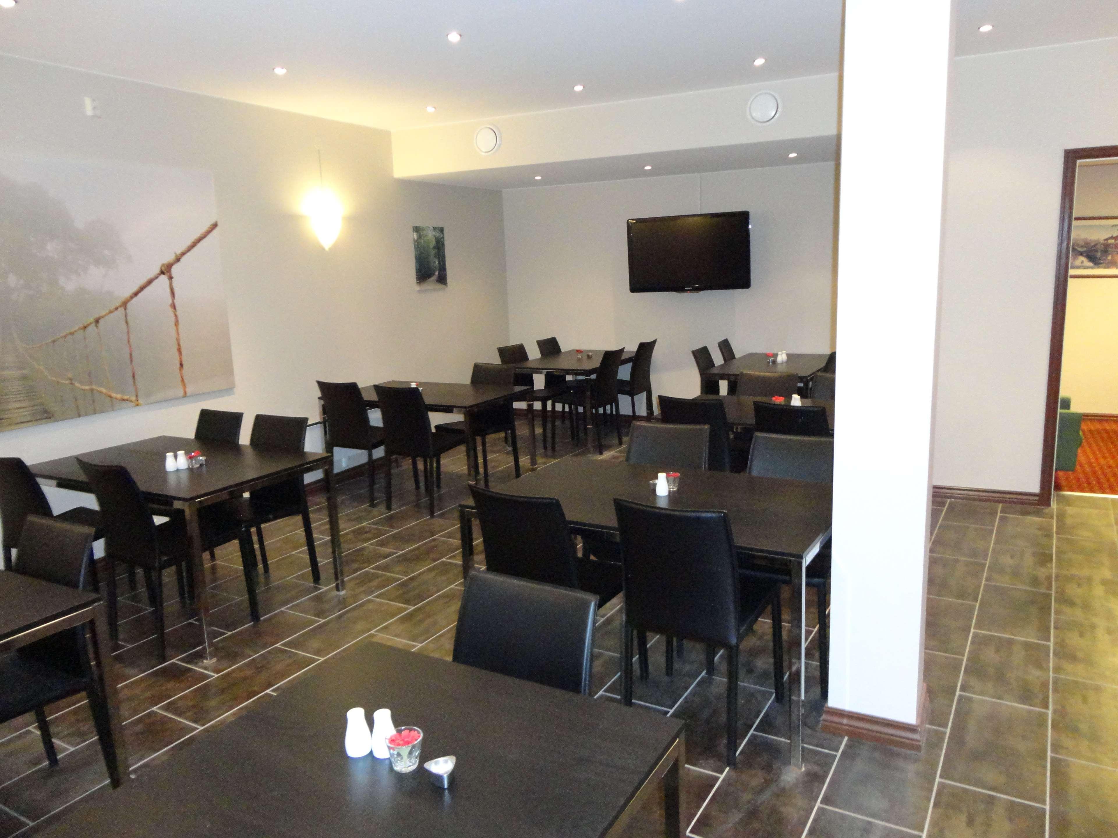 Chesterfield Hotel by null
