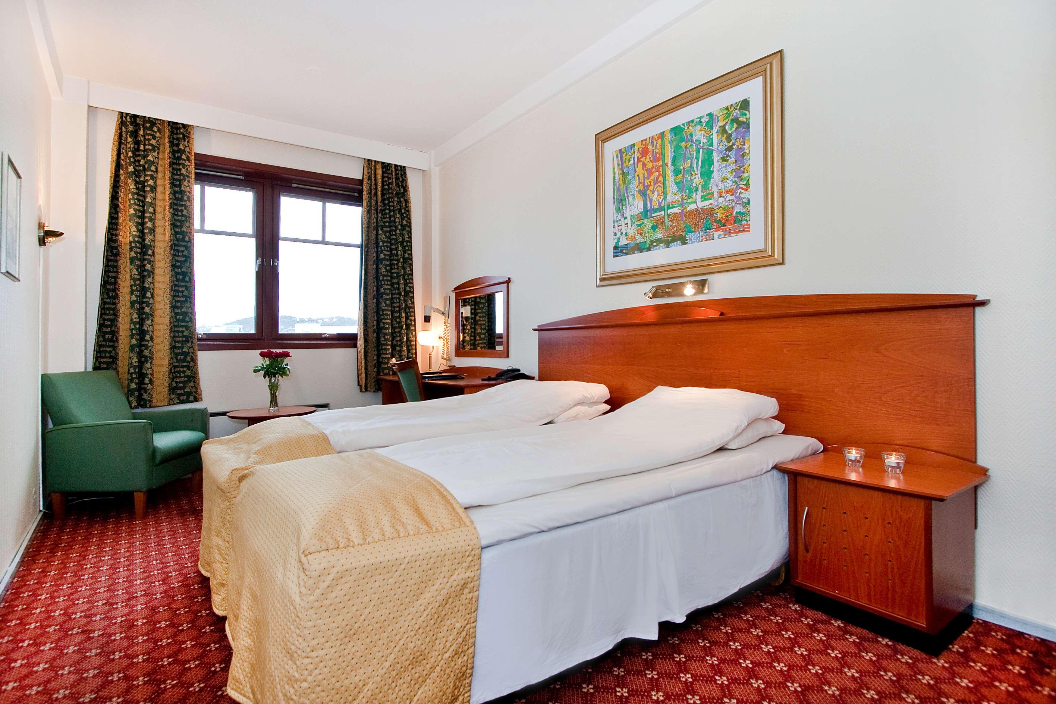 Chesterfield Hotel by null