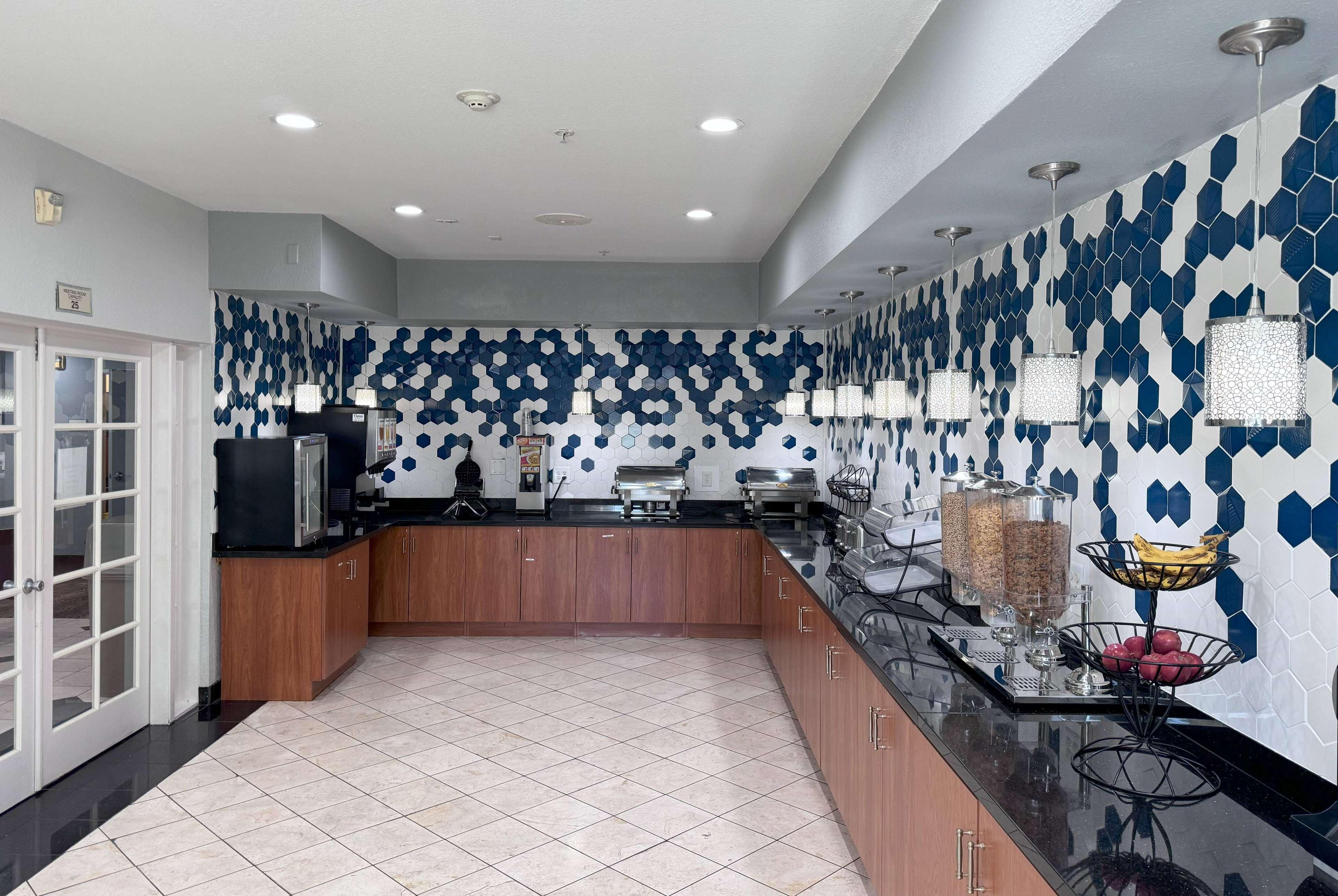 La Quinta Inn And Suites Tulare