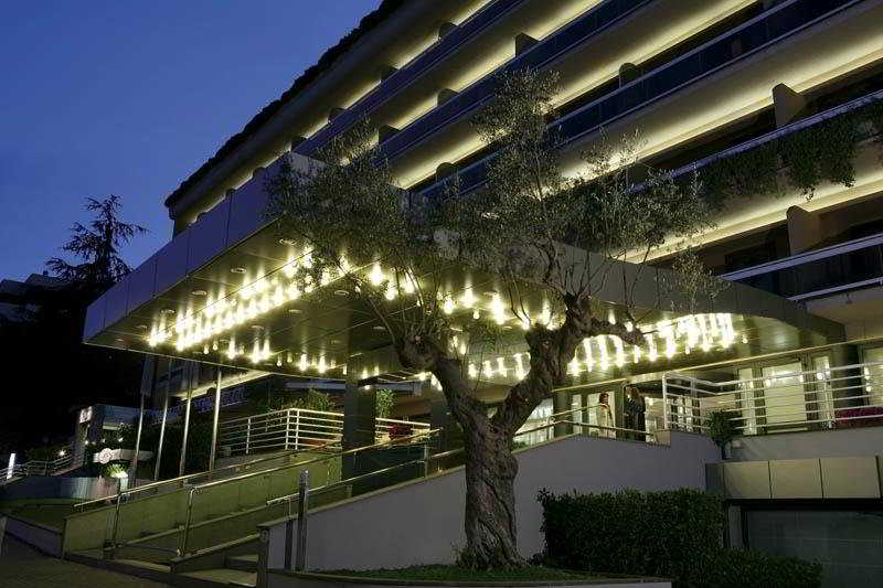 Courtyard by Marriott Rome Central Park image