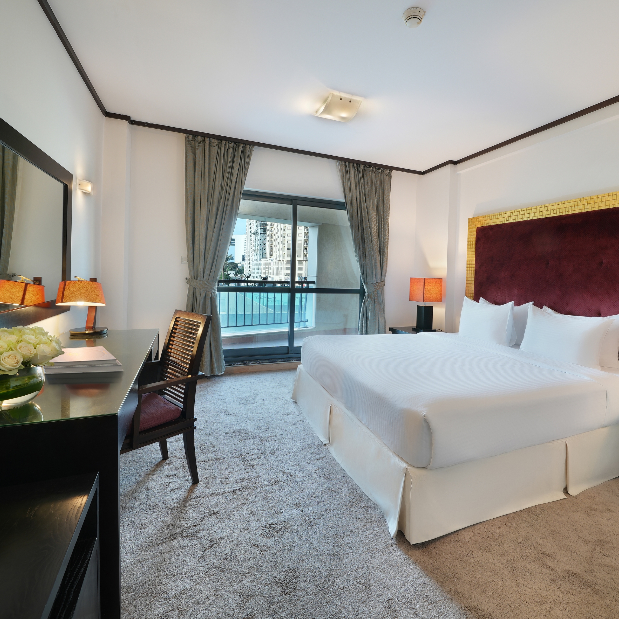 Park Apartments Dubai,an Edge by Rotana Hotel