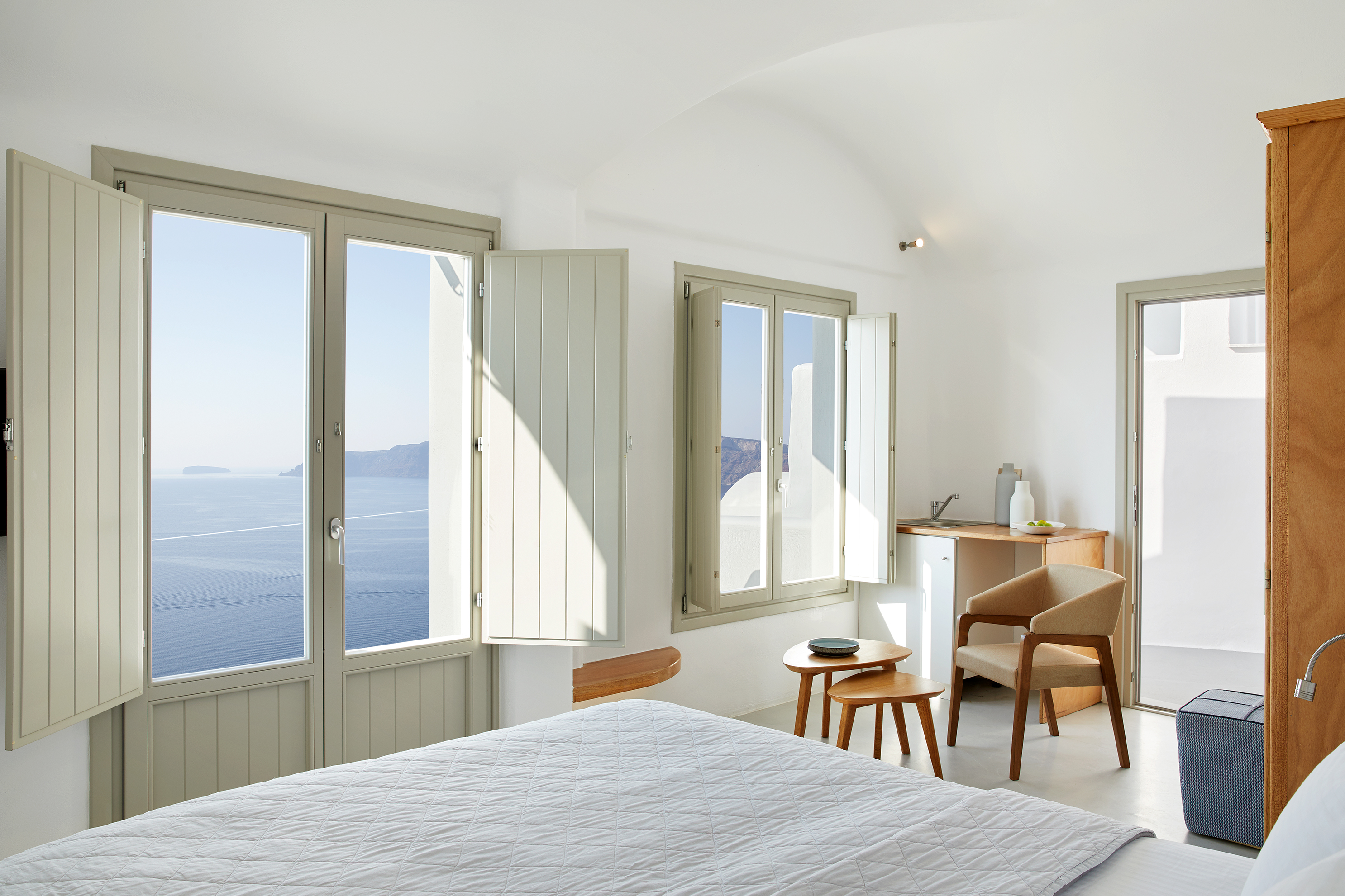 La Perla Villas and Suites by null