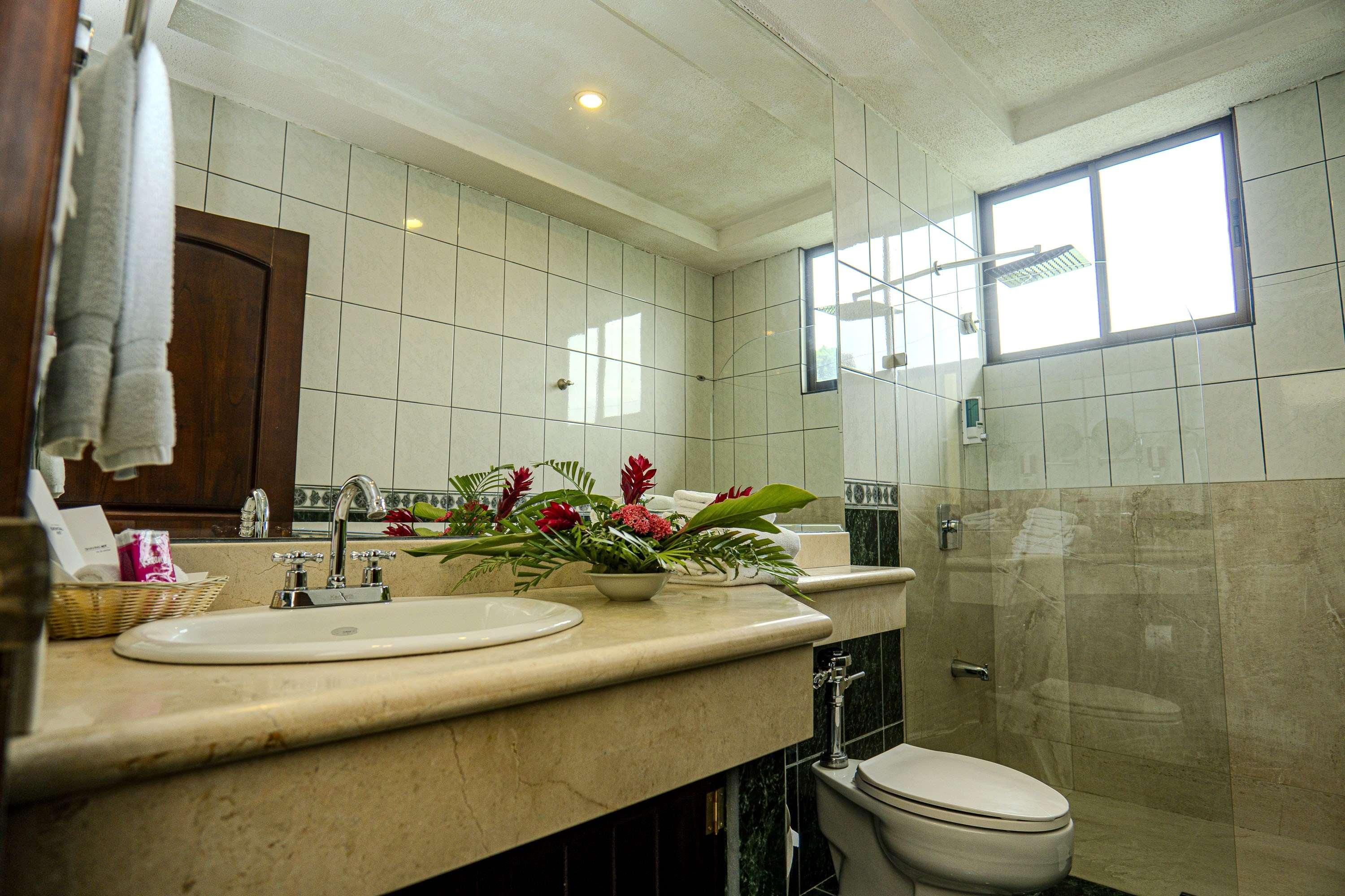Best Western Hotel & Casino Kamuk