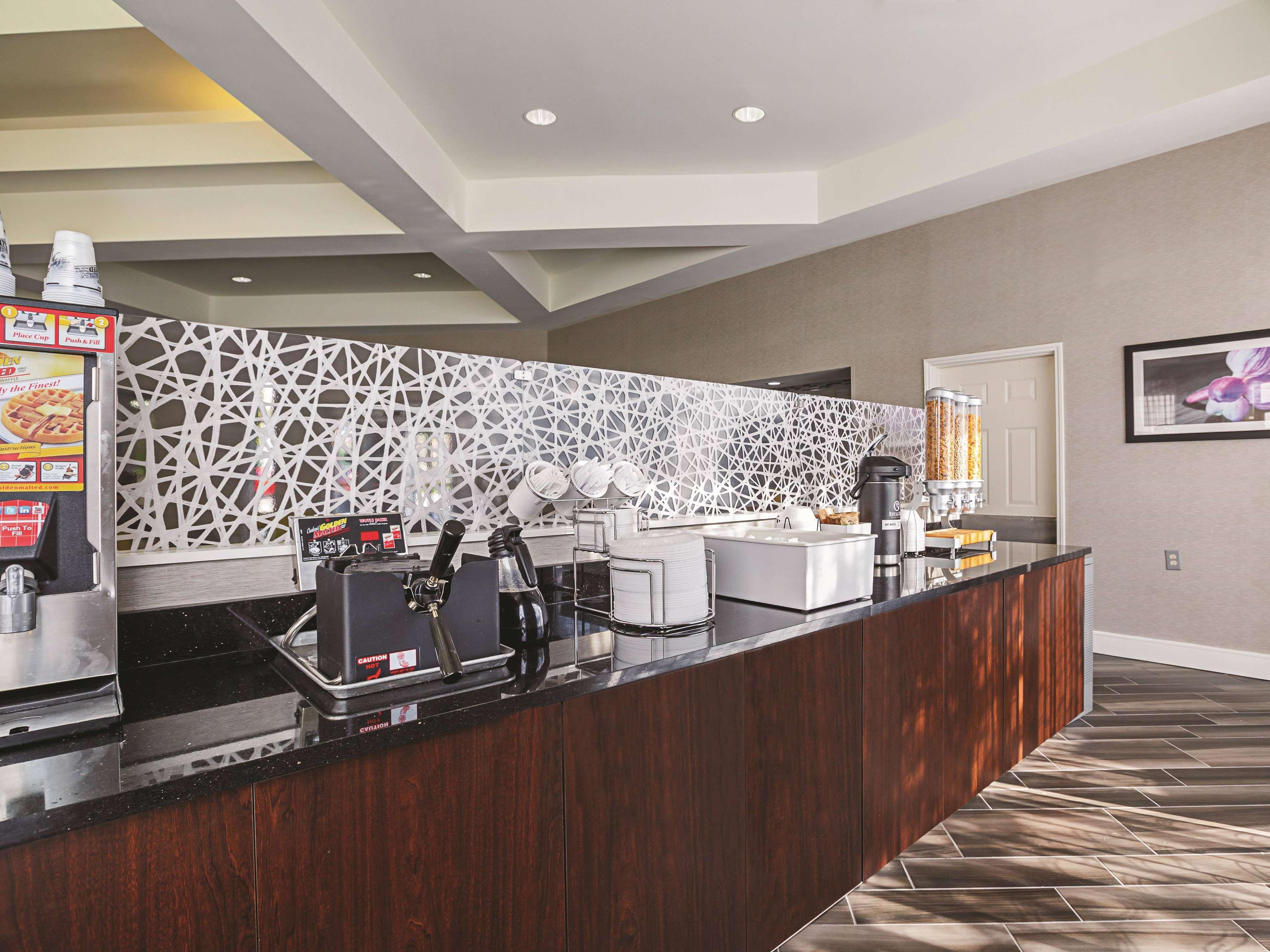 La Quinta Inn & Suites Dallas Plano West