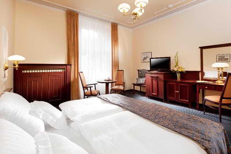 Hotel Excelsior