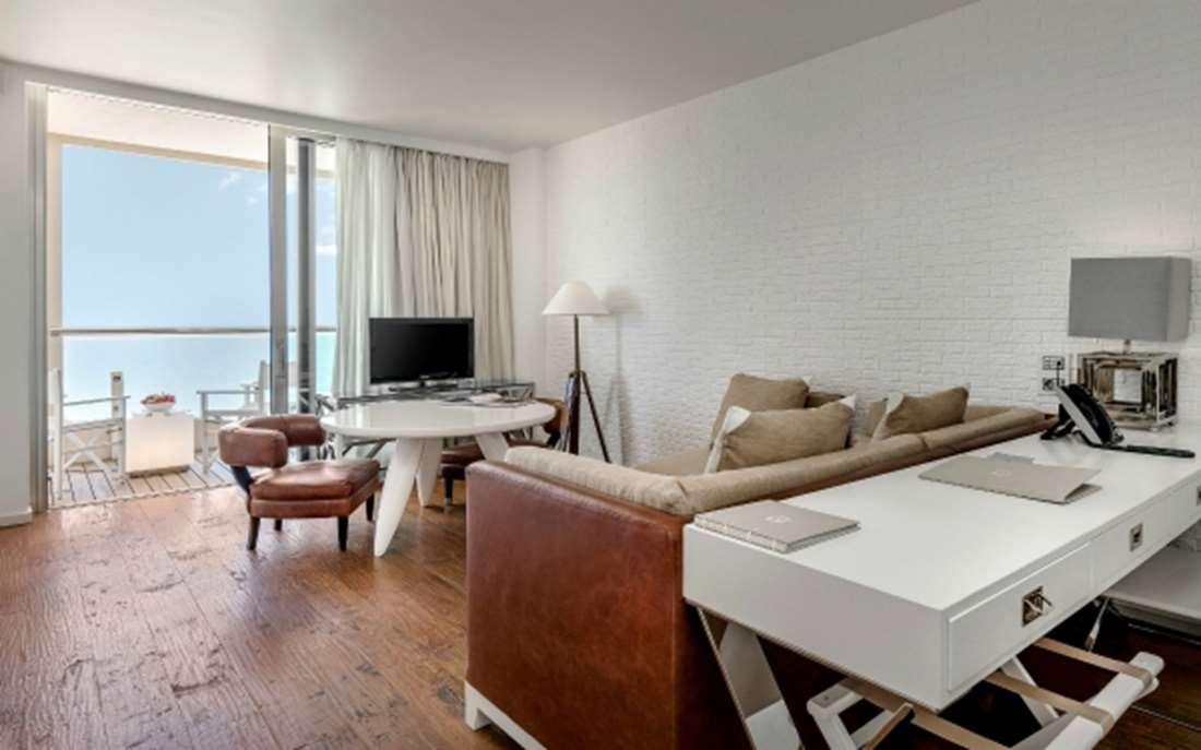 Excelsior Hotel, Spa, & Beach by null