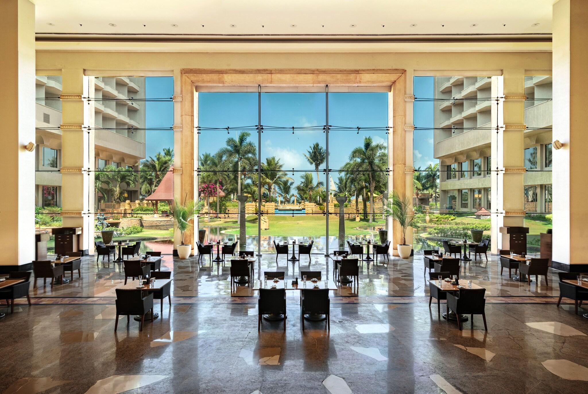 JW Marriott Mumbai Juhu by null