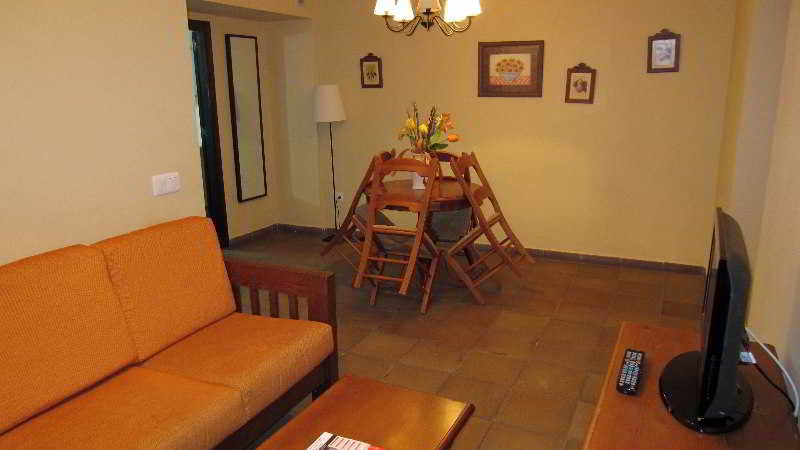 Casa Palacio De Los Leones by null