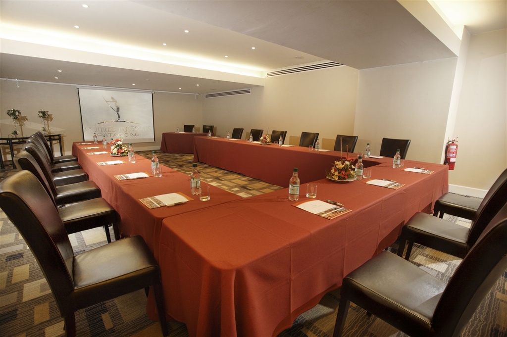 Hotel Cabo de Hornos by null