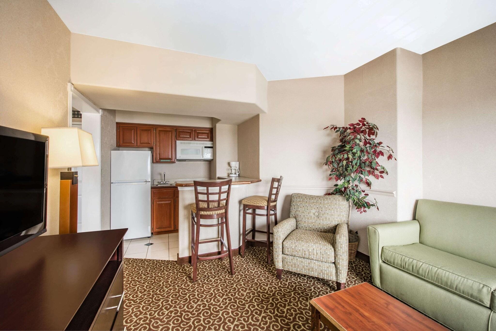 Hawthorn Extended Stay By Wyndham El Paso