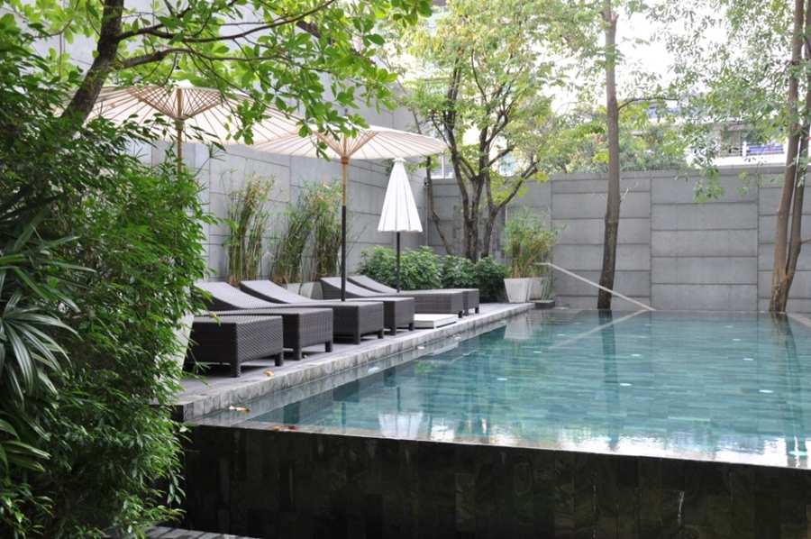 LUXX Lang Suan by null