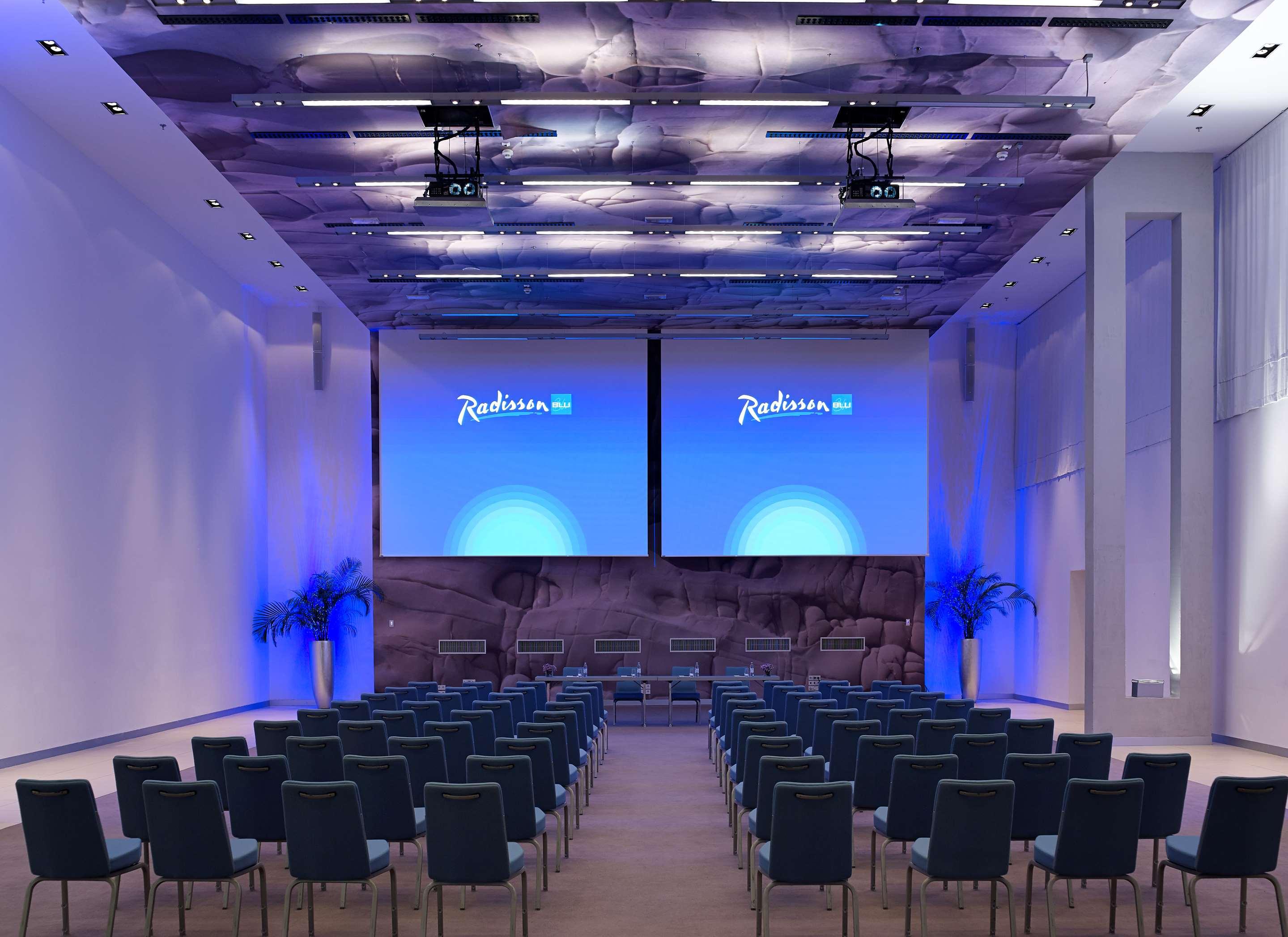 Radisson Blu Resort & Spa, Split - фото