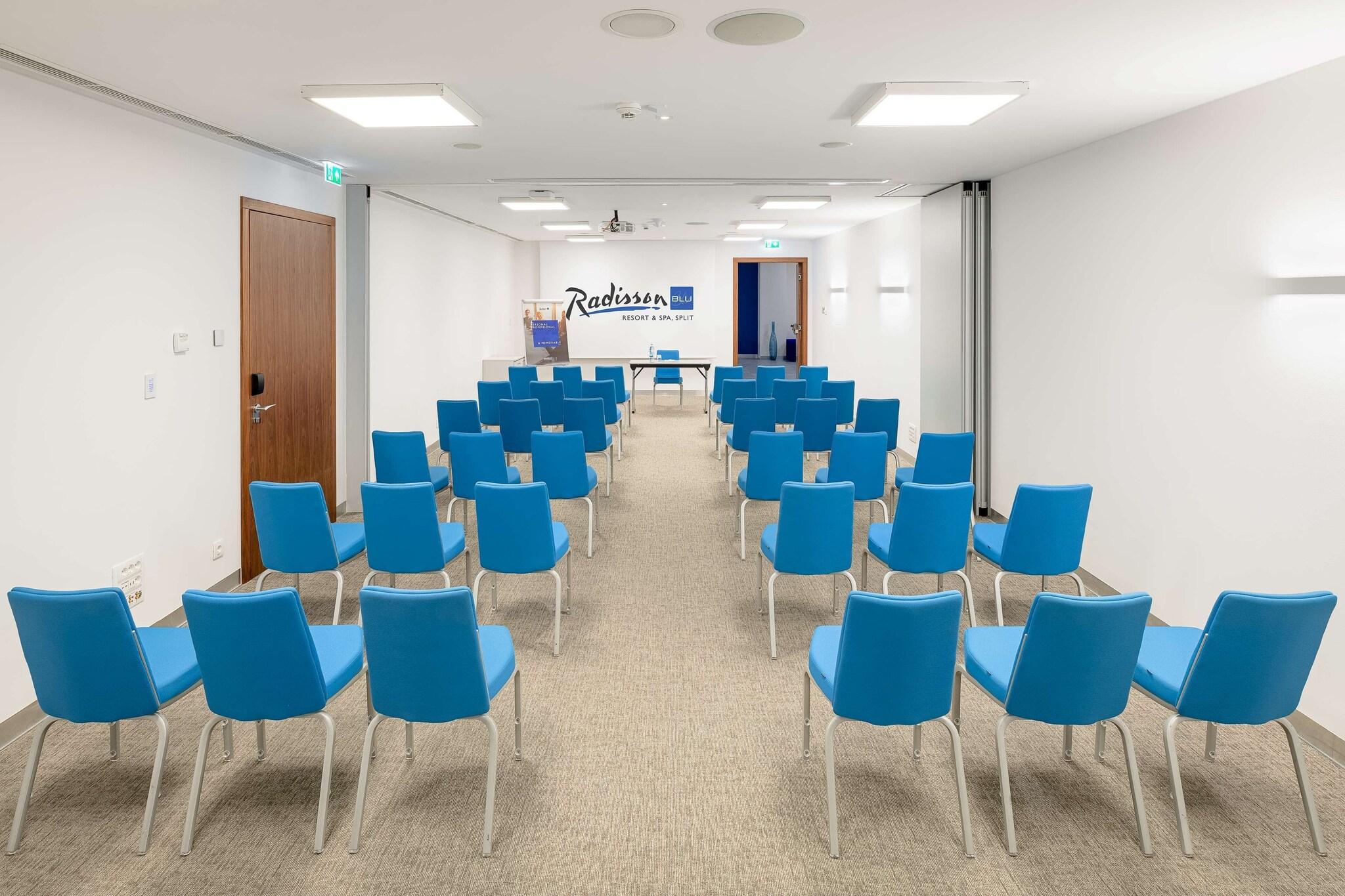 Radisson Blu Resort & Spa, Split - фото