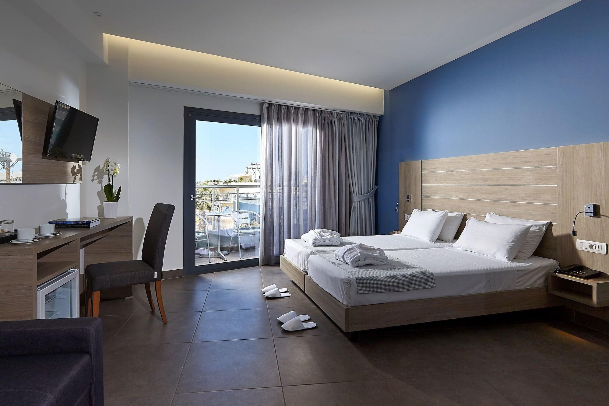 Pollis Hotel
