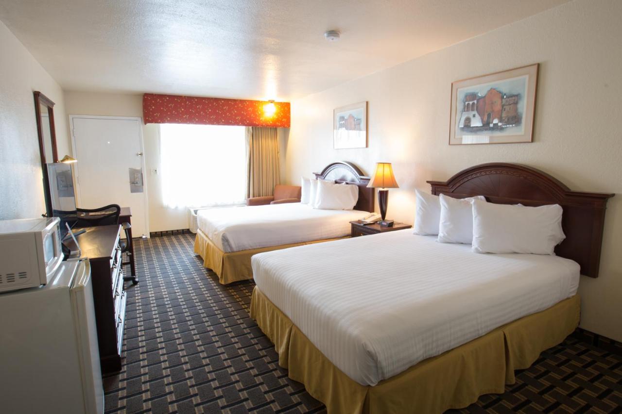 Queens Inn Anaheim