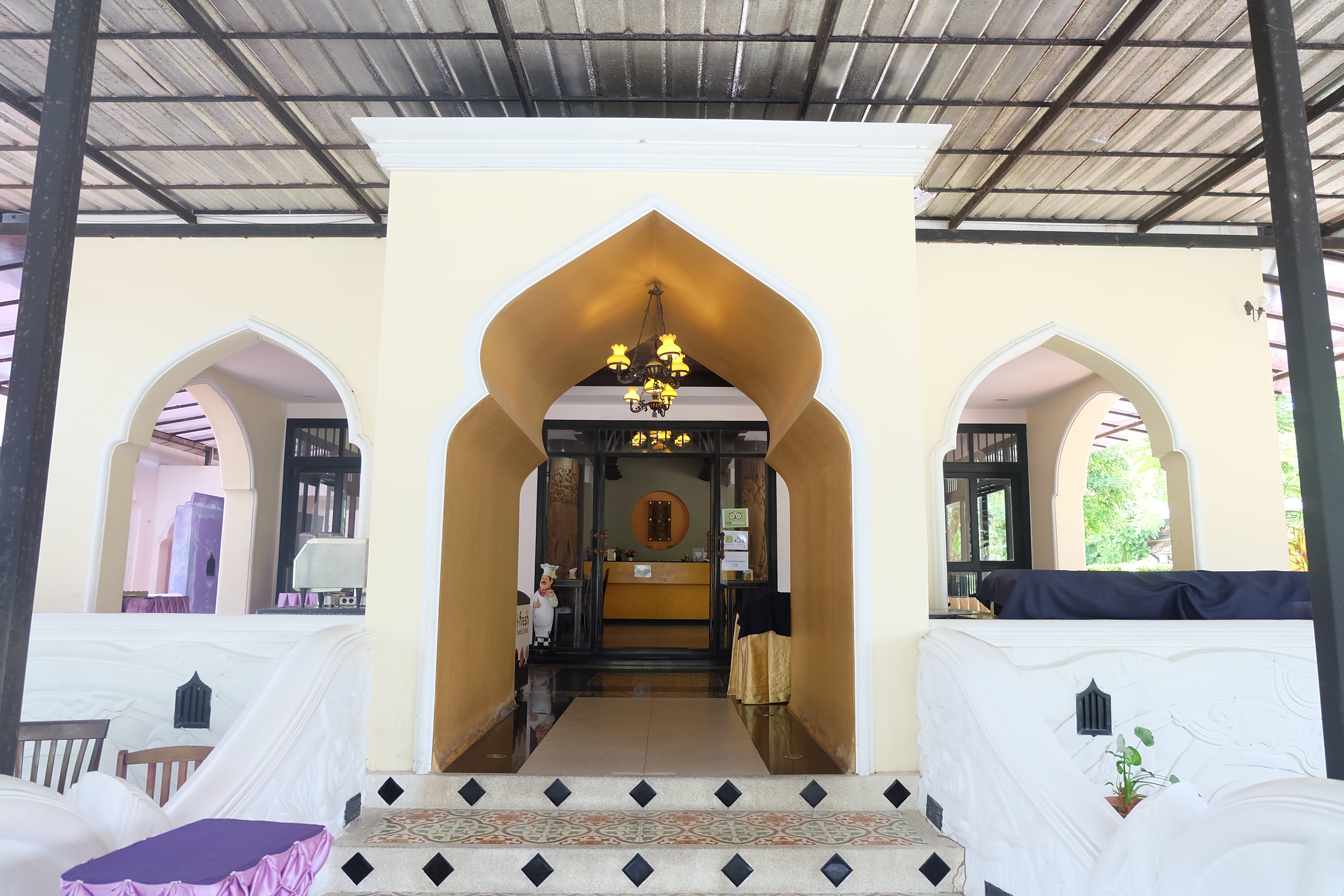 Mandawee Resort & Spa
