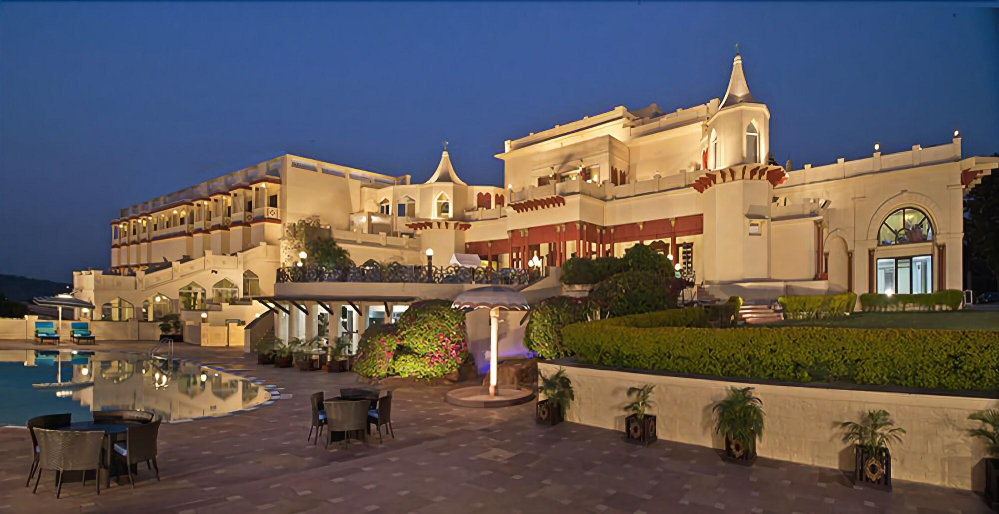 Noor Us Sabah Palace