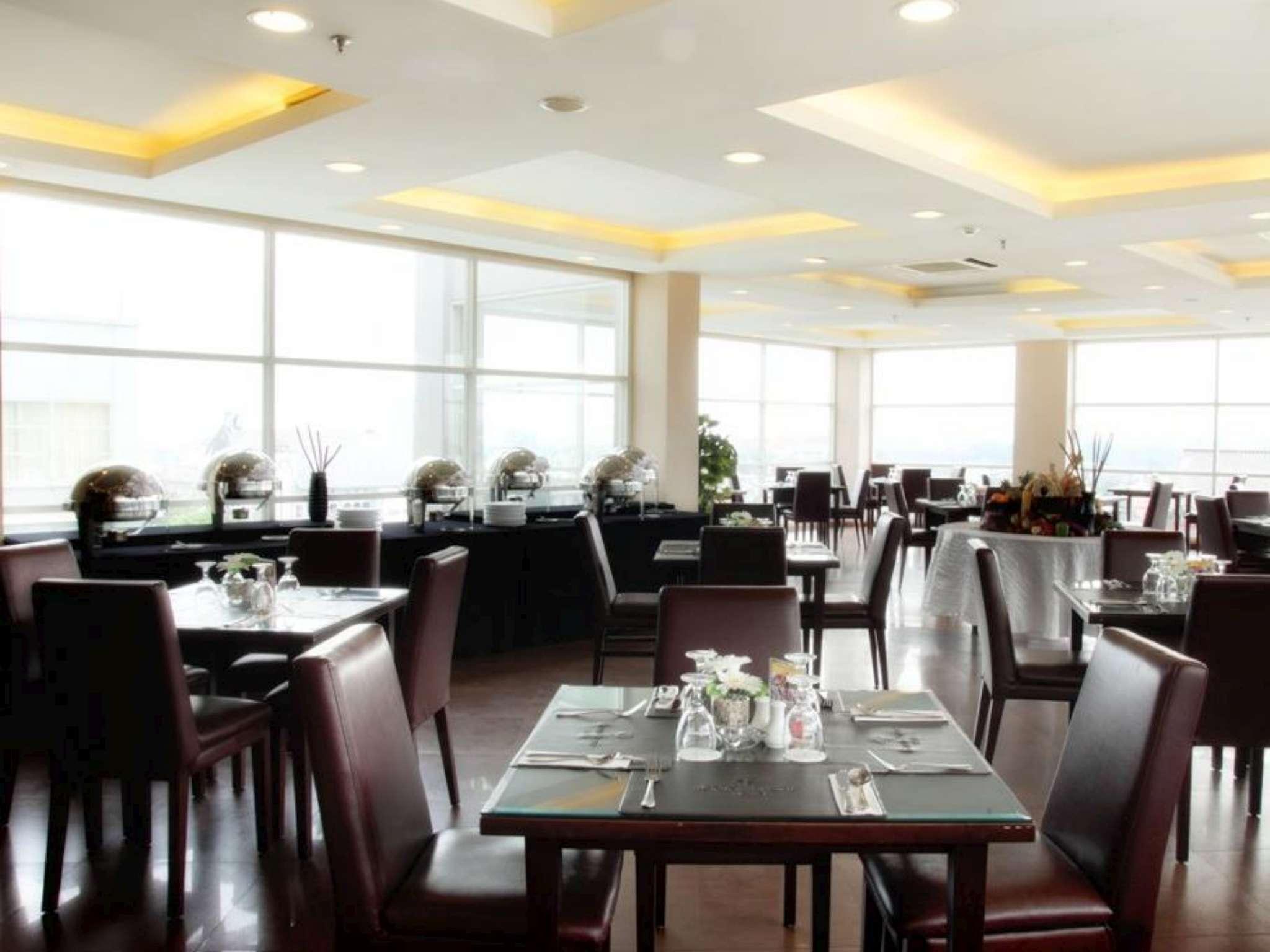 Grand Pacific Bandung