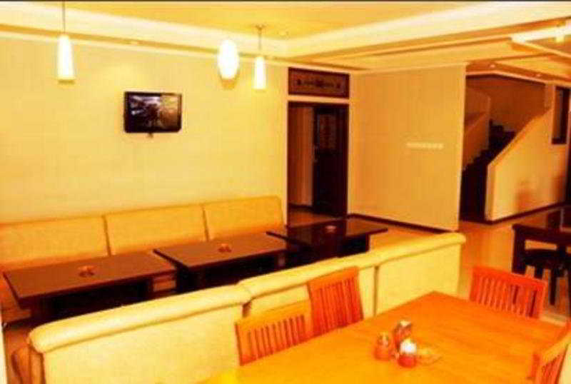 Hotel Serena by null